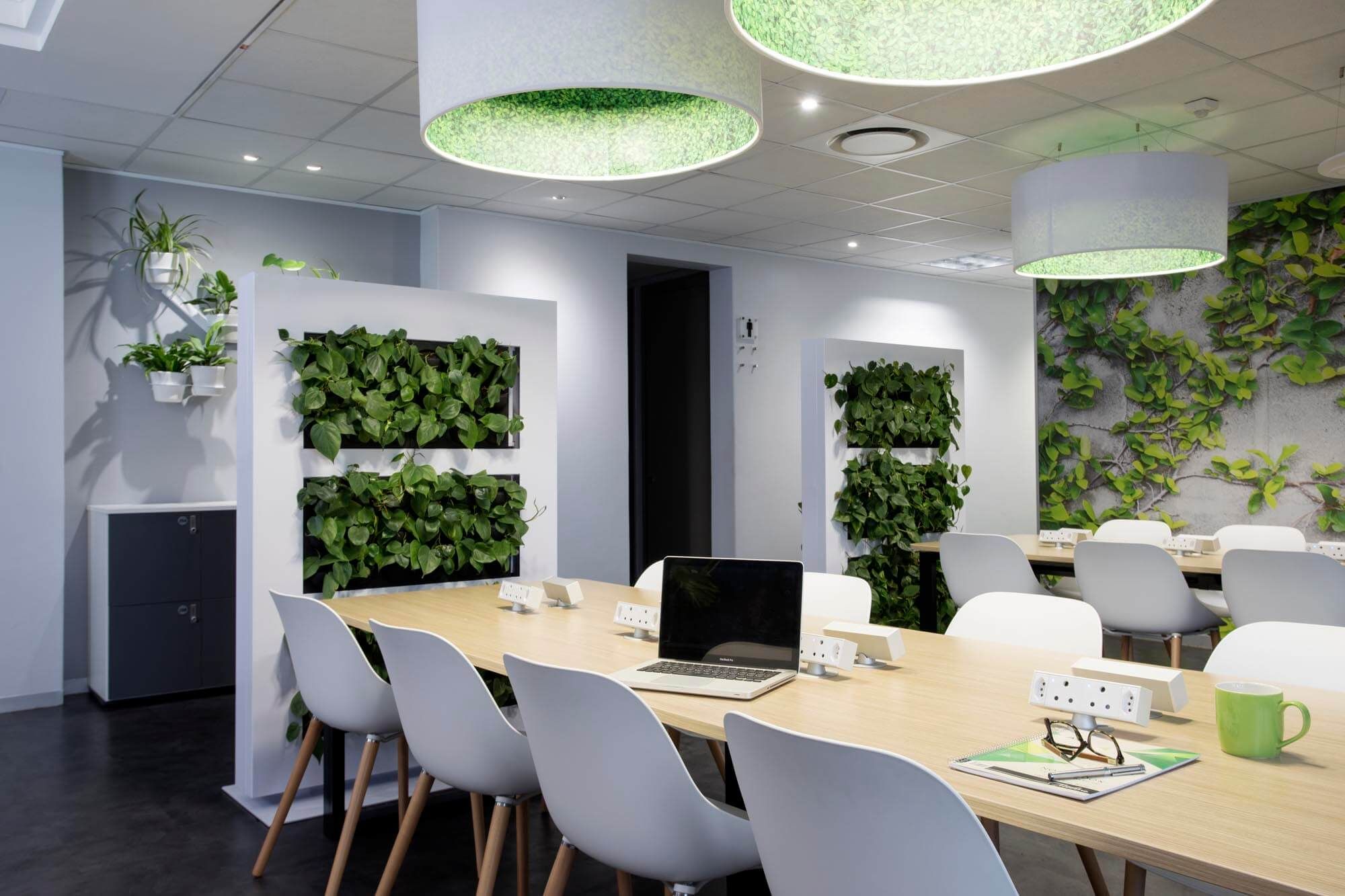 Pyramid-Office-Dimension-Data-01-Rikki-Hibbert