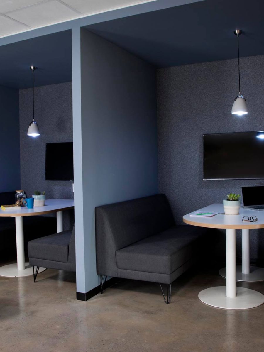 Pyramid-Office-DD-IT-06-Rikki-Hibbert