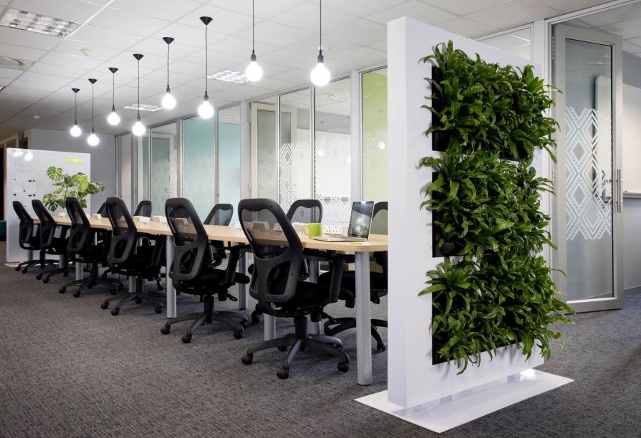 Pyramid-Office-Dimension-Data-05-Rikki-Hibbert