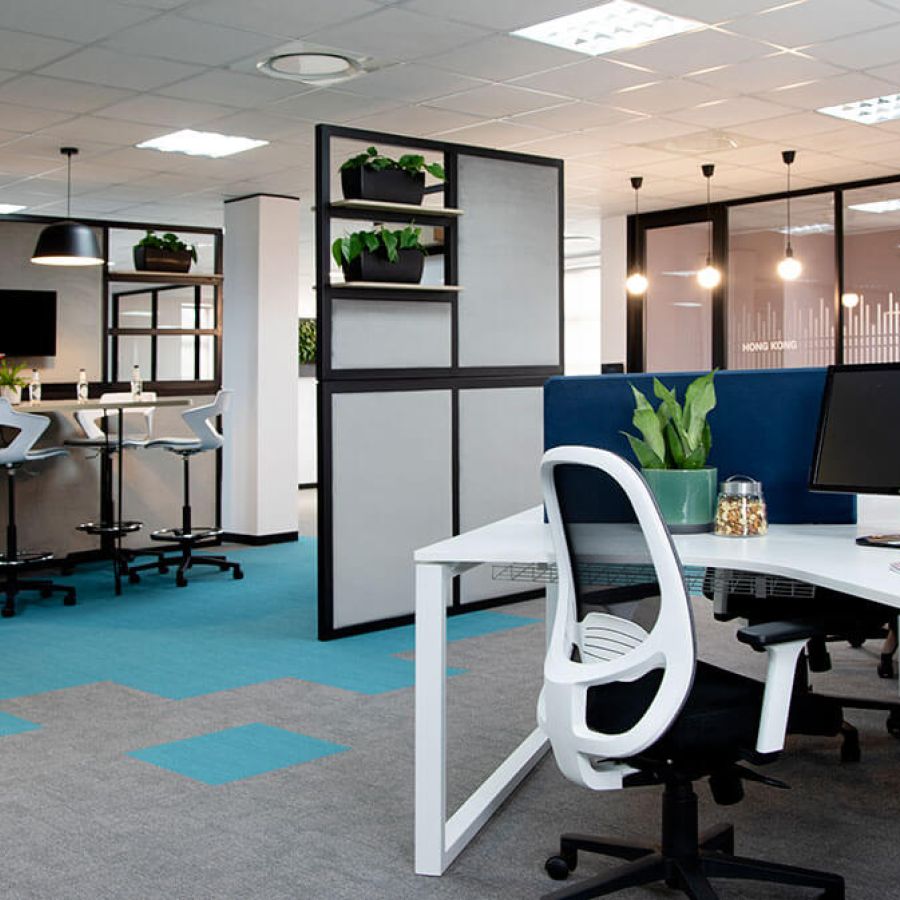 Pyramid-Office-Dimension-Data-07-Rikki-Hibbert