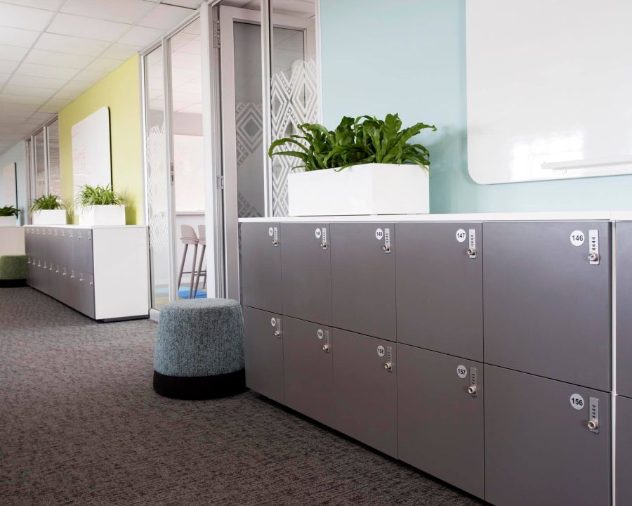 Pyramid-Office-Dimension-Data-06-Rikki-Hibbert